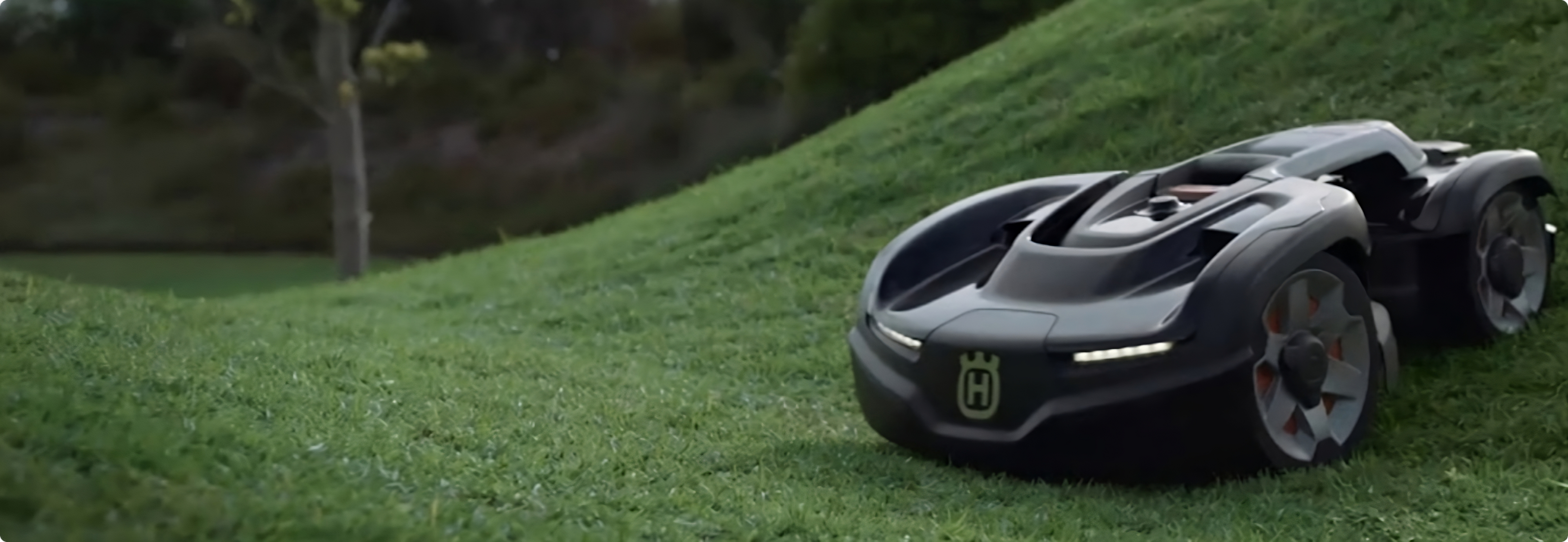 Vezető szerep a hazai robotfűnyíró piacon! Előnézeti kép